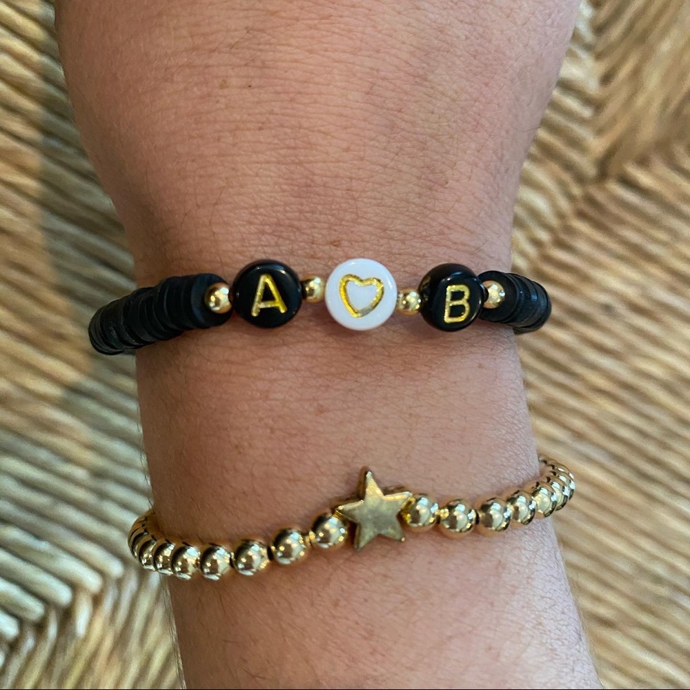 Customized stretch bracelets - Picture 3 of 5